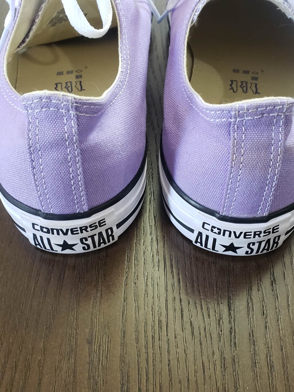 Converse Lavender Canvas Low-Top Sneakers with White Laces Men's Size 11 - Picture 5 of 9